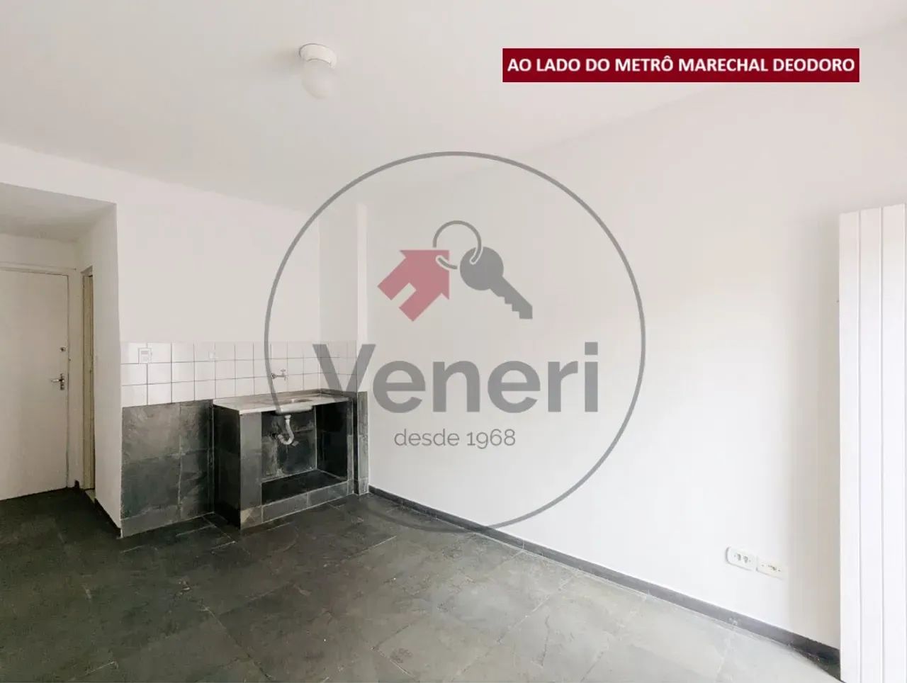 Kitnet com quintal ao lado do metrô Marechal Deodoro - Foto 4