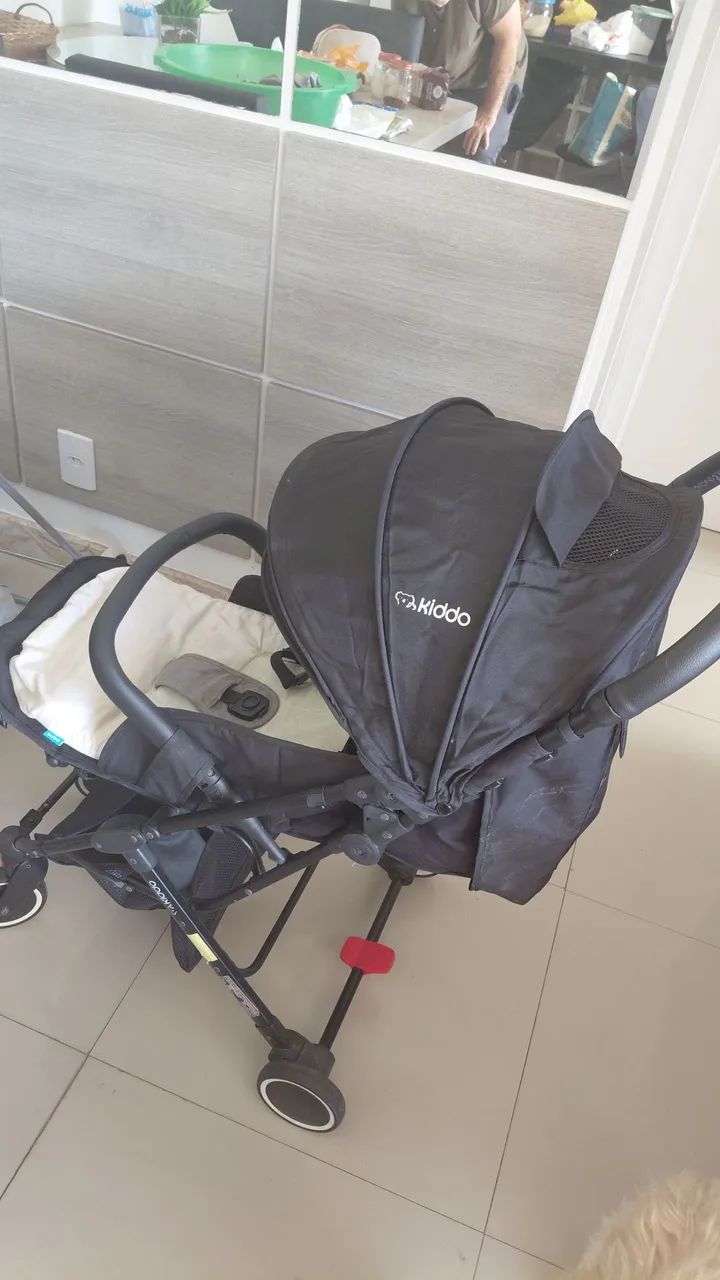 VENDO carrinho de bebê compacto - Foto 4