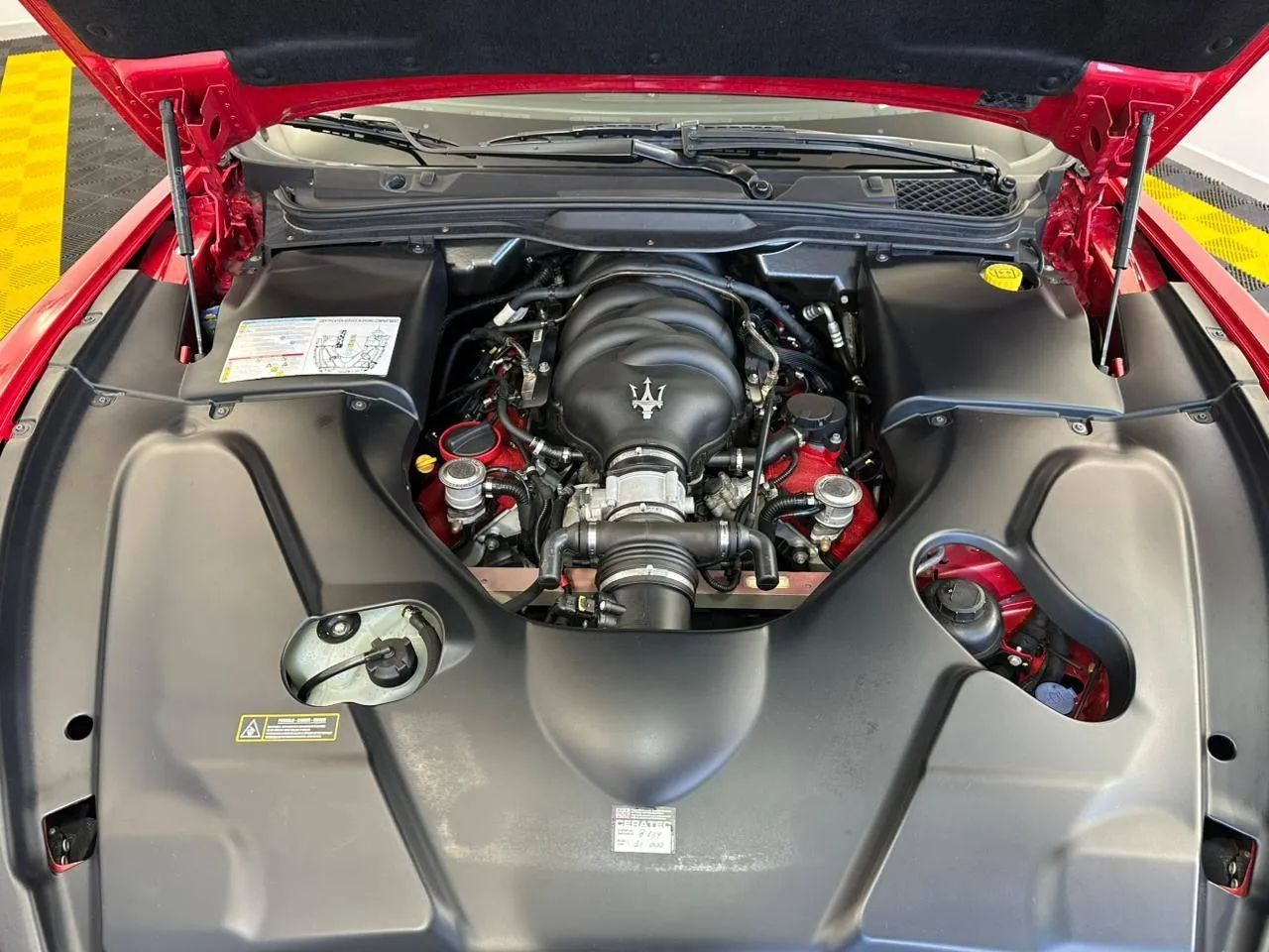 Maserati GranTurismo S 4.7 V8 32V/ MC Line, foto 3 de 18