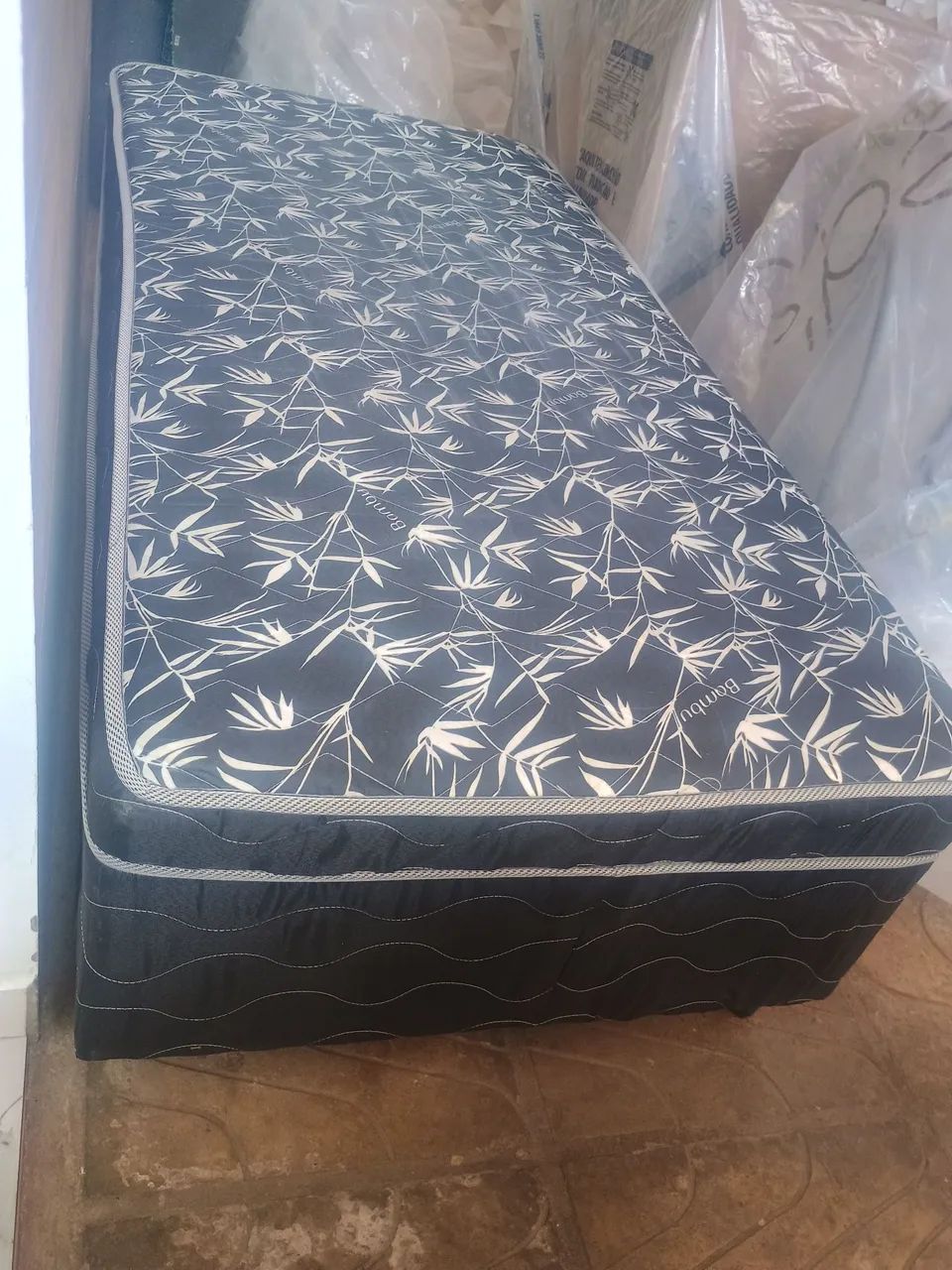 Cama box solteiro colchão conjugado molas ensacadas  - Foto 3