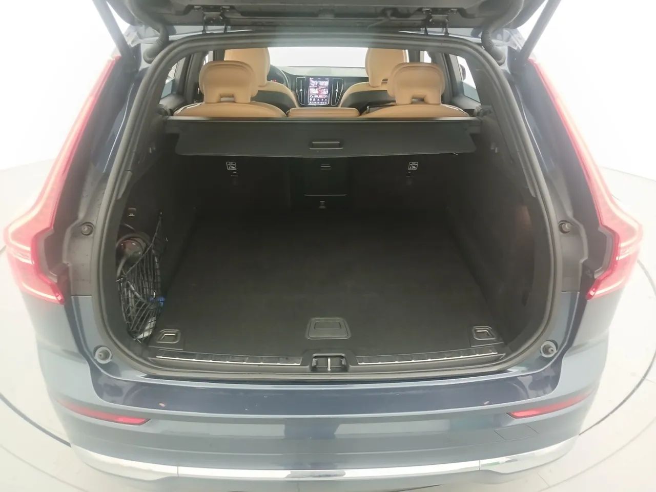 Volvo XC 60 XC 60 T-8 Híbrido Insc. Express. 2.0 AWD, foto 9 de 18