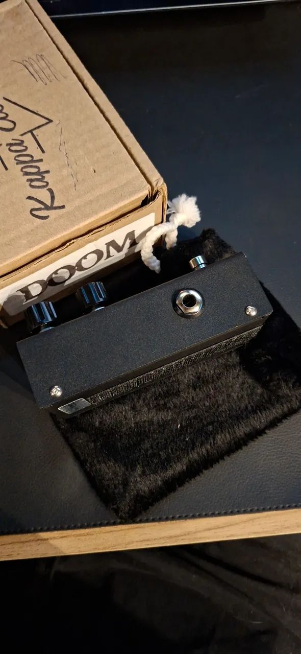 Pedal de distorção (guitarra) DOOM Kappa Electronics - Foto 4