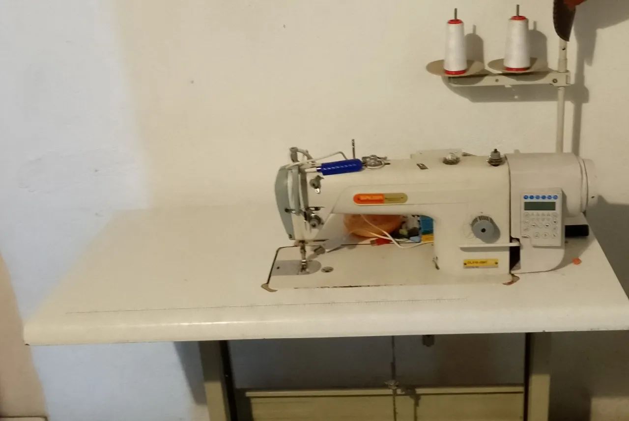 Máquina reta eletronica  - Foto 2