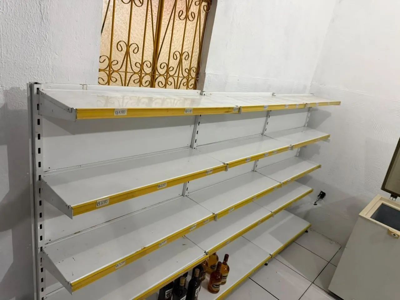 Balcão+Gôndola de Mercado. - Foto 5