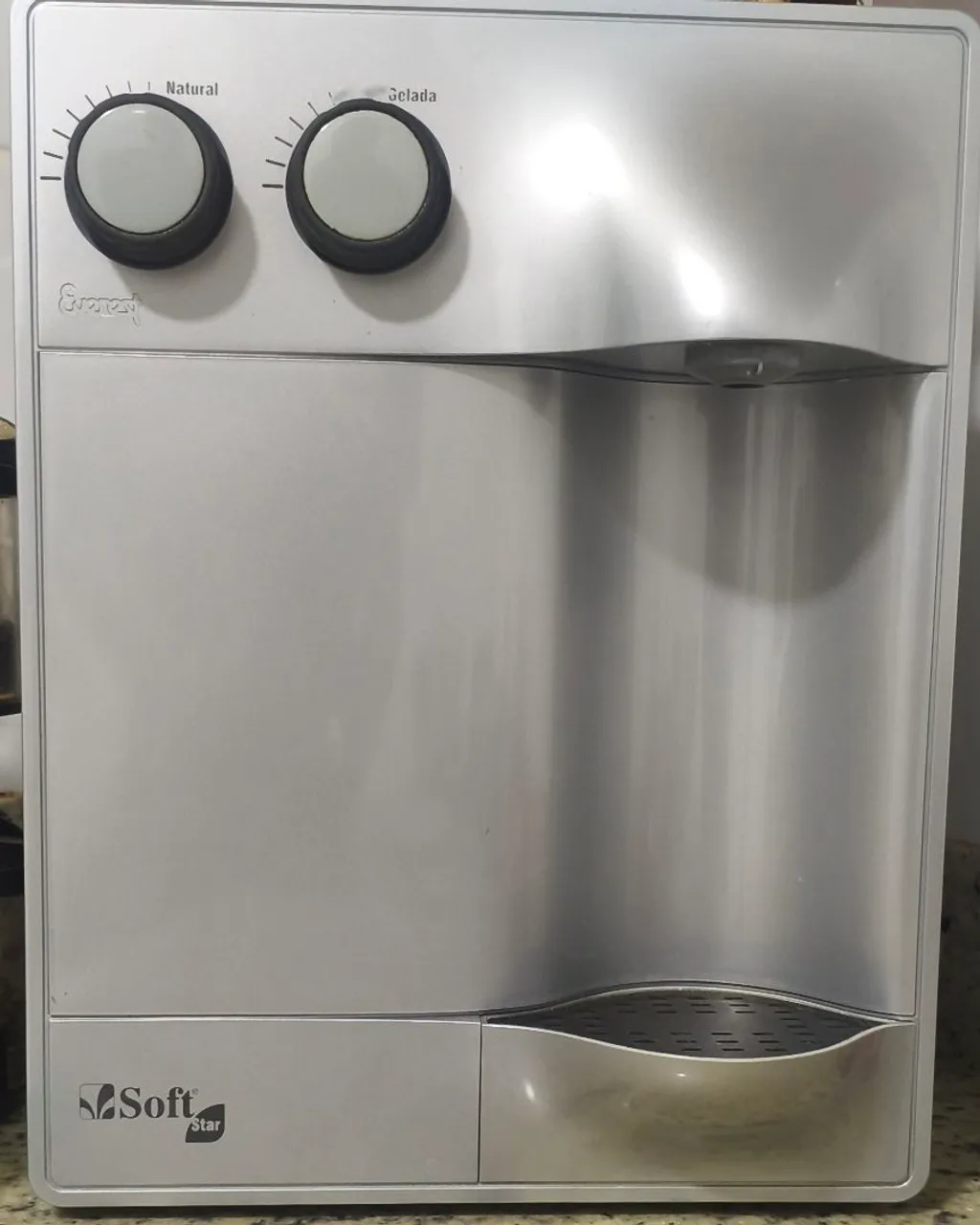 Vendo geladeira no novinha - Geladeiras e Freezers - São Jorge