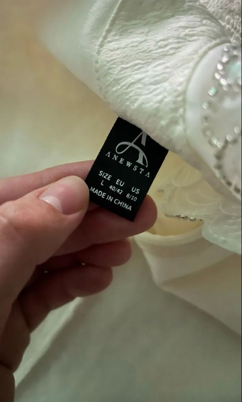 Vestido (SHEIN) - com brilhos 3D  - Foto 3