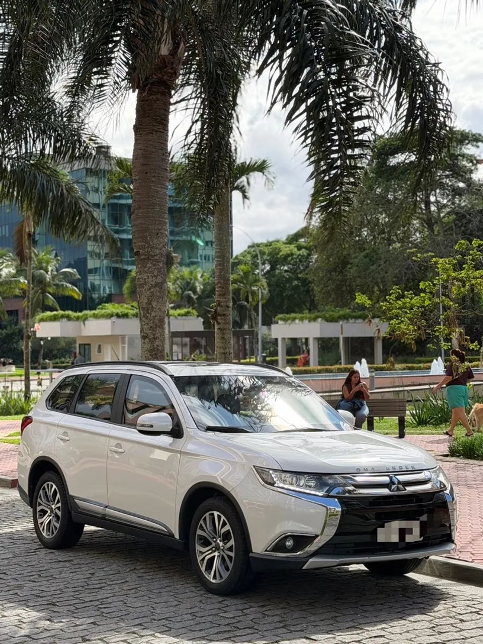 Mitsubishi Outlander 2.0 16V 160CV AUT. 2016