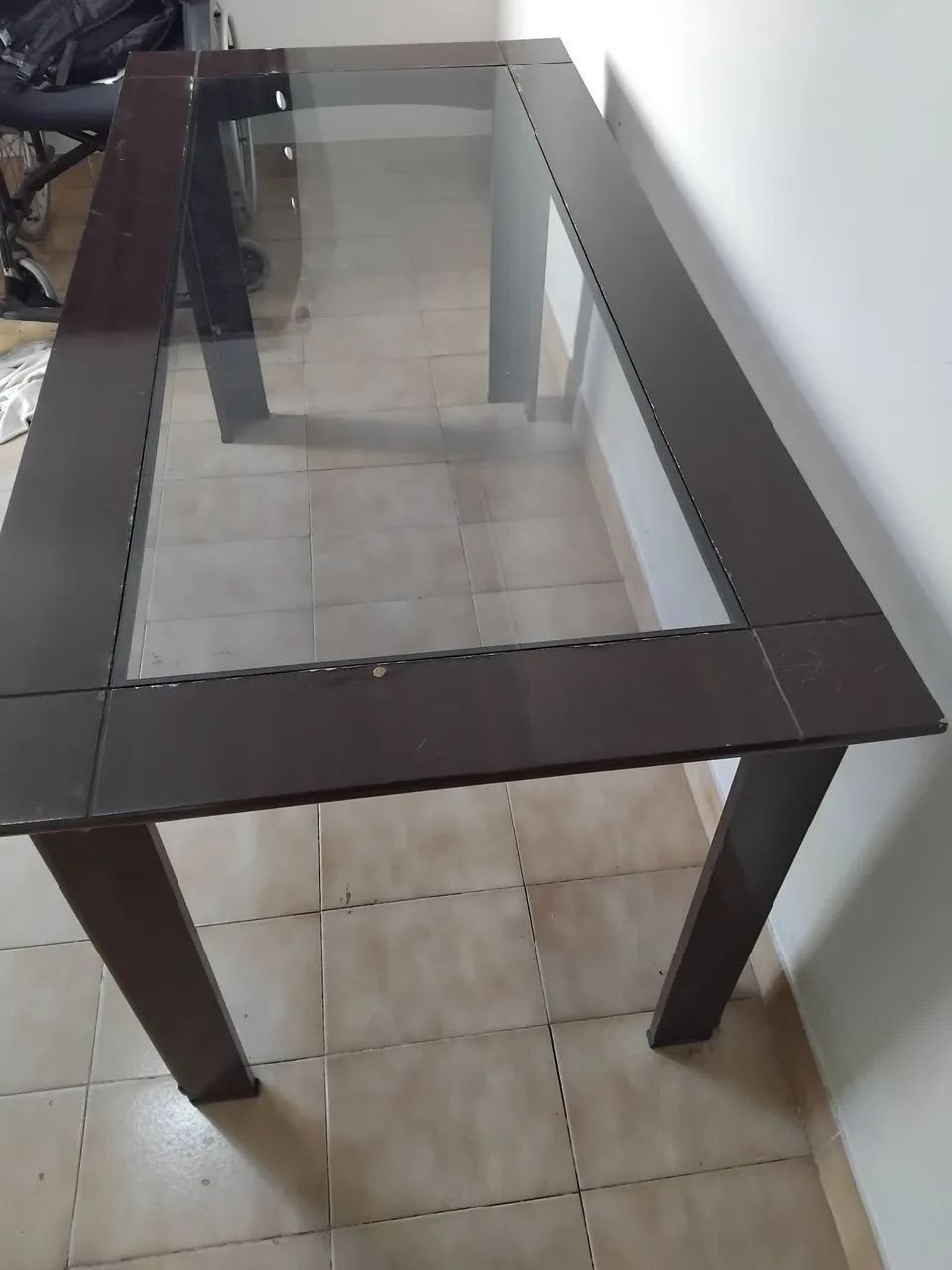 Mesa sem cadeiras - Foto 4