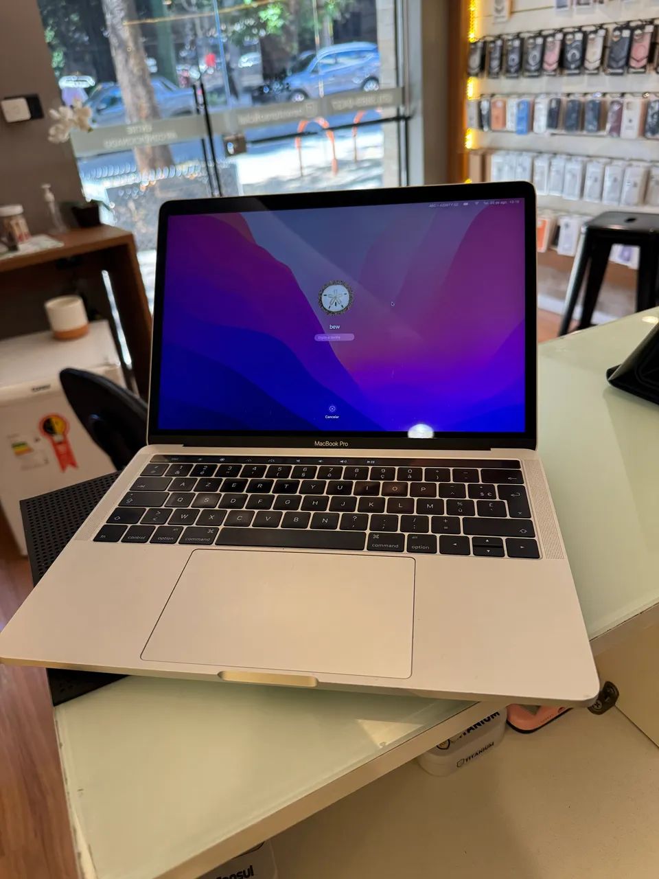 MacBook Pro 2016 8GB/256GB - Foto 2