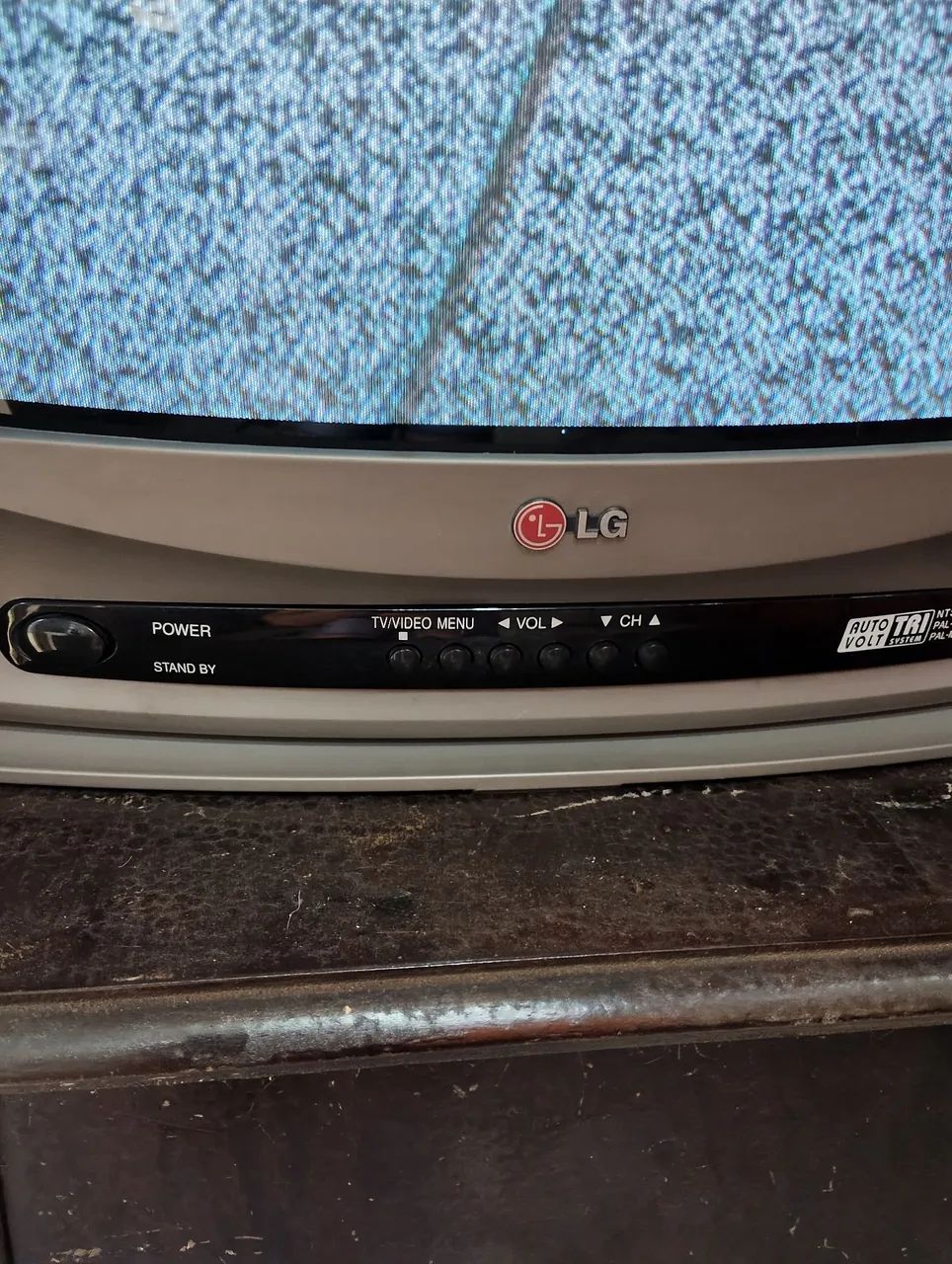 2 TVs CRT 14 polegadas 