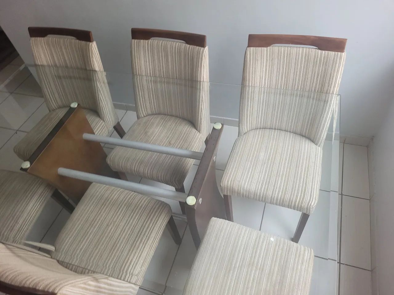 Mesa com 6 cadeiras  - Foto 5