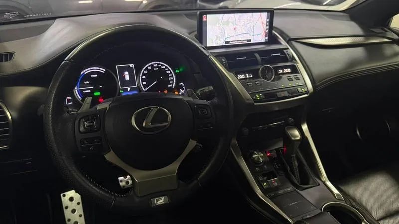 Lexus NX-300 H F-sport 2.5 16V Aut., foto 16 de 19