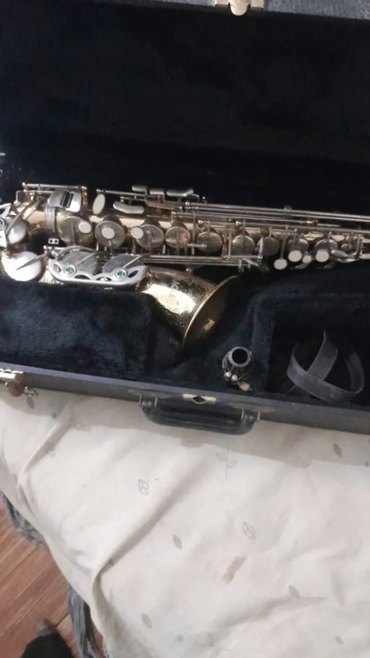 sax eagle