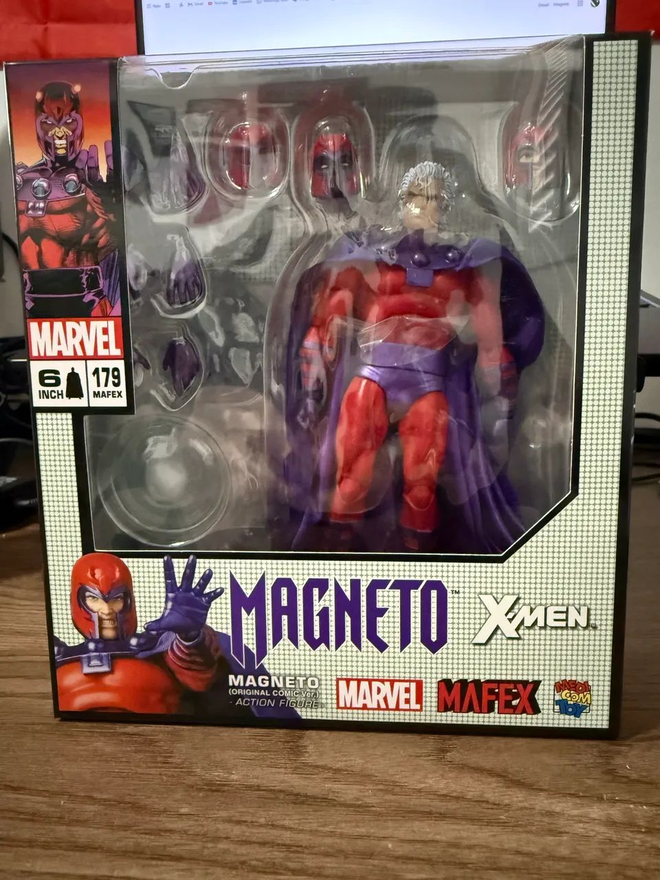 Action Figure Magneto 179 Mafex Original X-Men Lacrado - Hobbies e