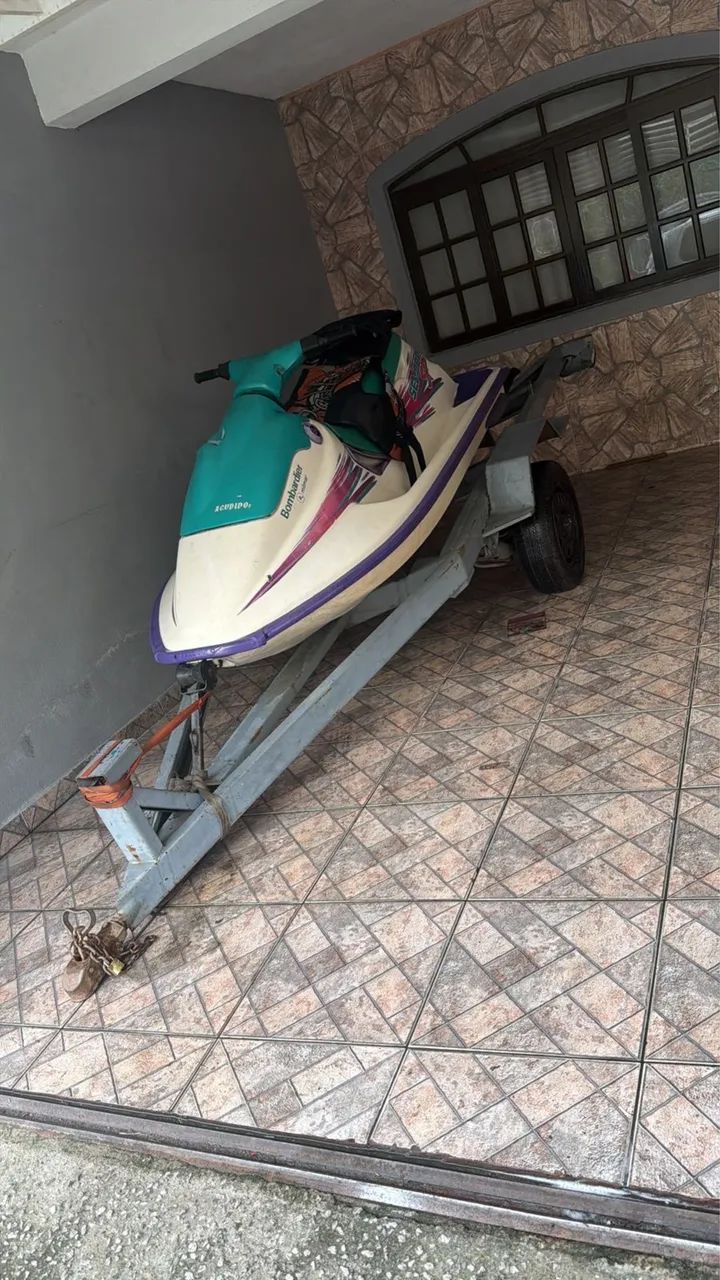 jet ski Sea-Doo Bombardier 