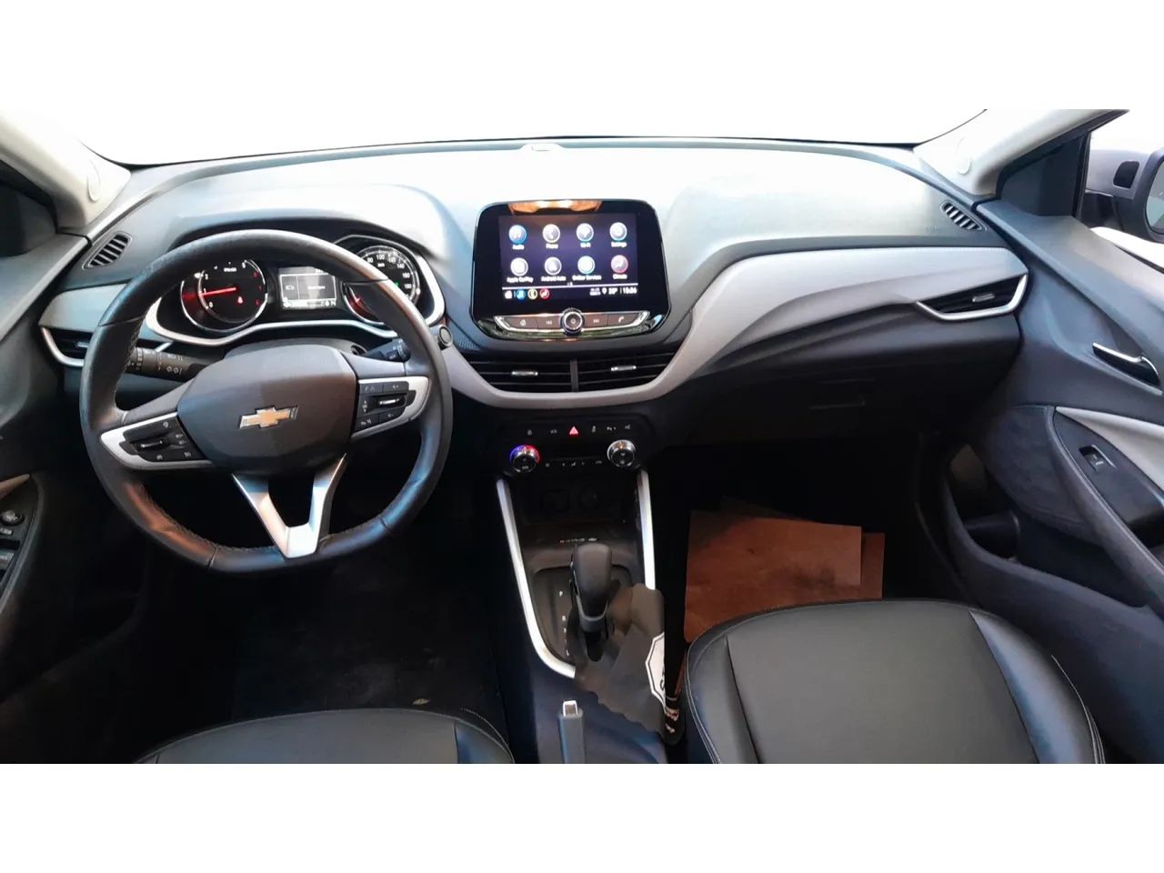 Chevrolet Onix Sedan Plus Premier 1.0 12V TB Flex Aut. 4P, foto 9 de 16