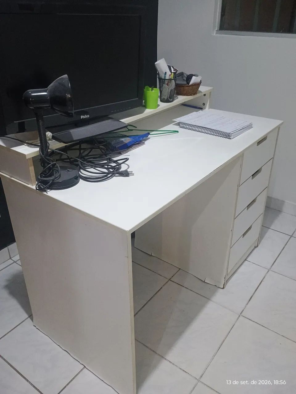 Escrivaninha para estudos - Foto 2