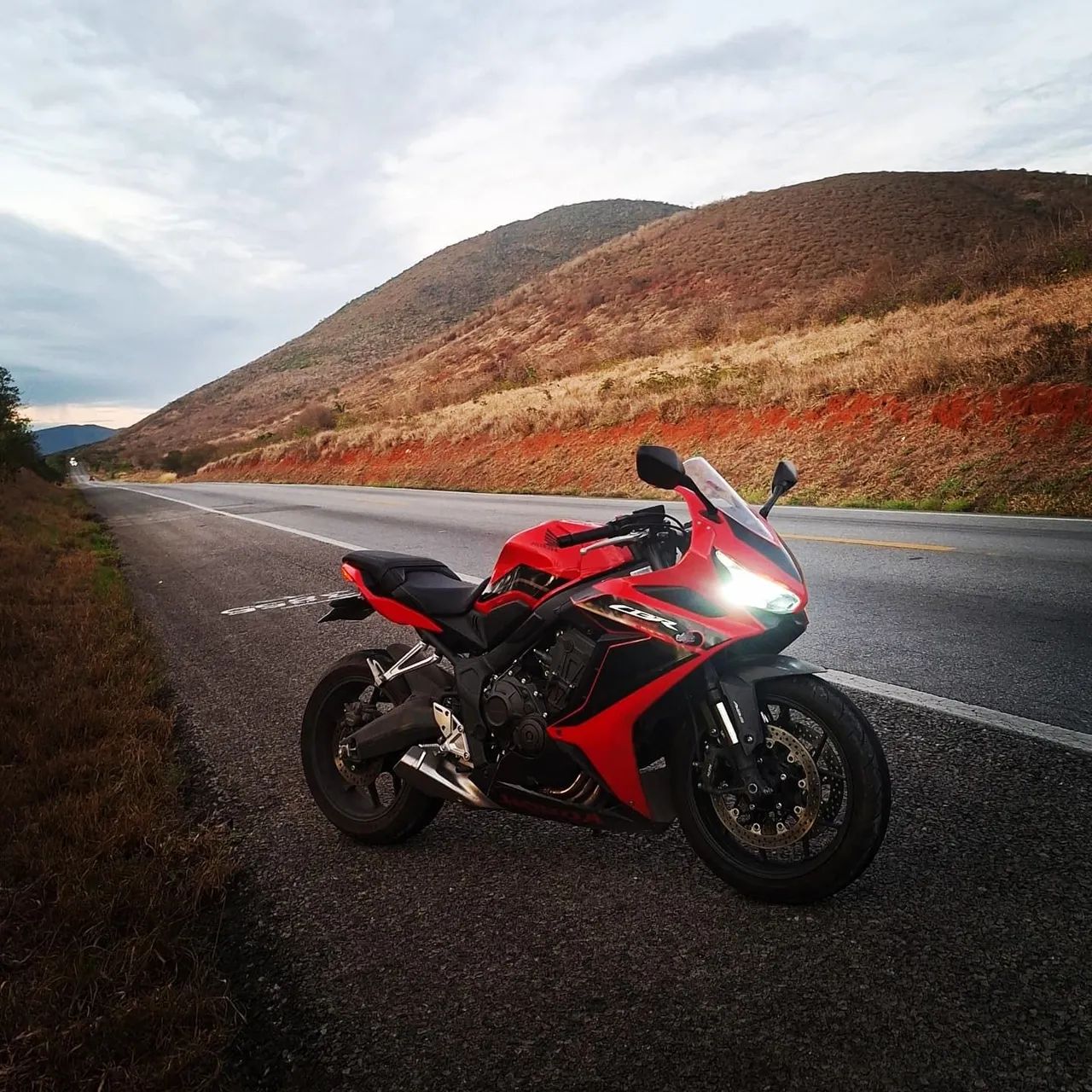  Cbr 650r - Foto 4