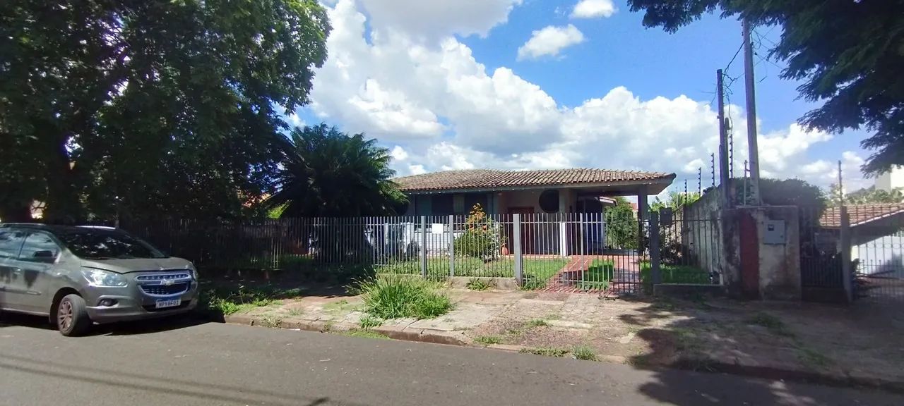 Maringá-Pr, Zona 05, terreno 785 m2,com contrução 208 m2 , R$ 1.490.000,00