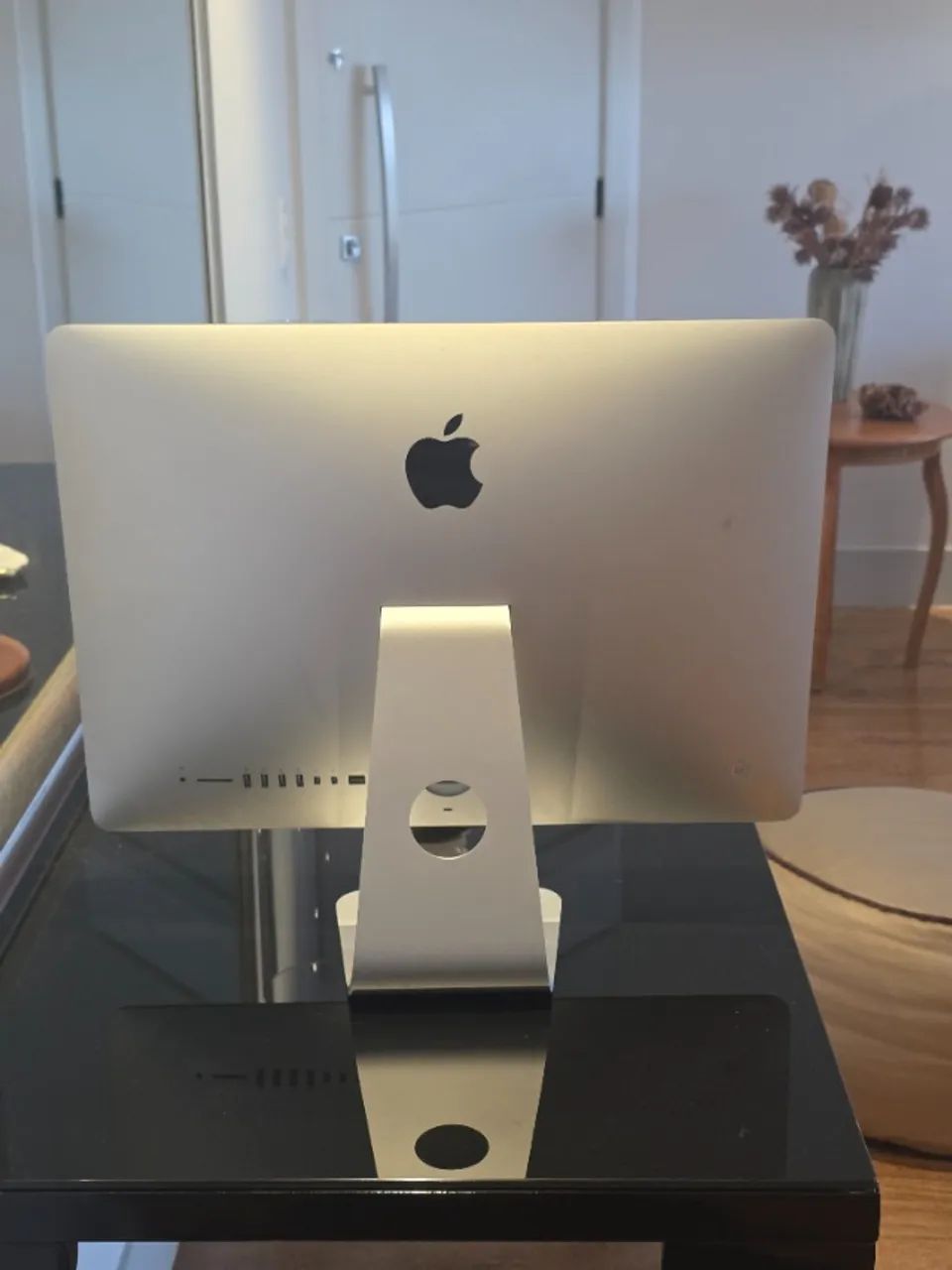 iMac 2017 21.5 Polegadas i5 8GB RAM 240GB SSD com Caixa  + Acessórios Originais Apple - Ac - Foto 3