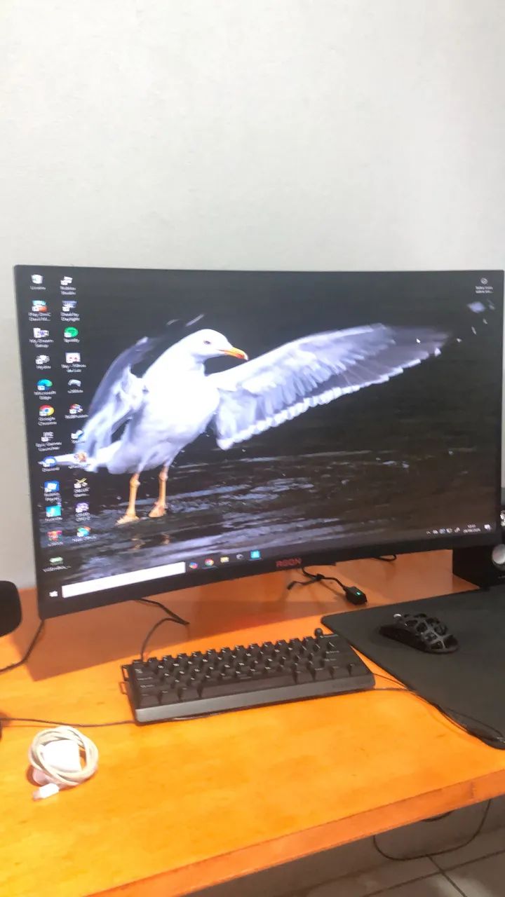Monitor AOC AGON Curvo 32 165hz