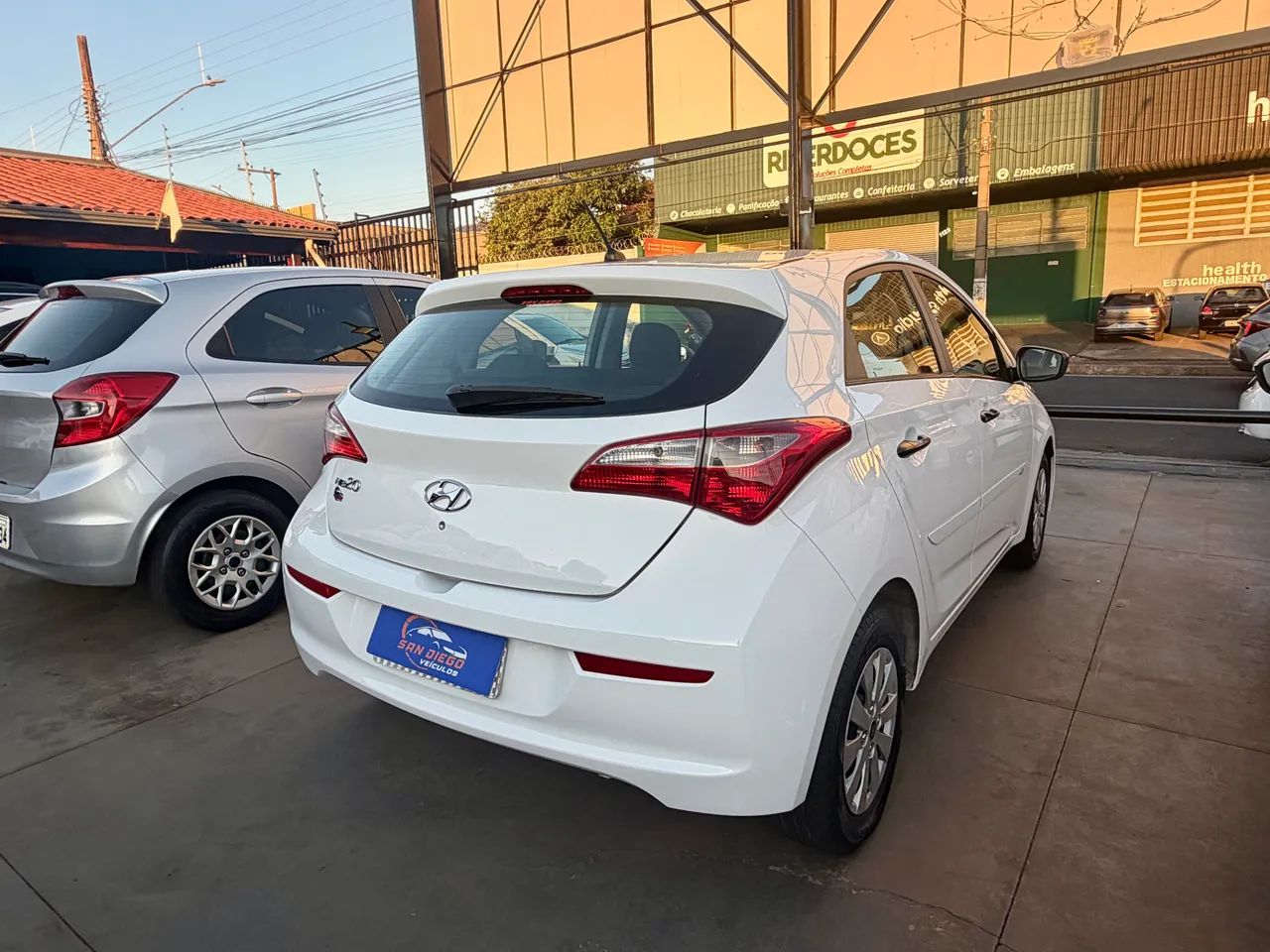 Hyundai HB20 Comf./c.plus/c.style 1.0 Flex 12V 2017 - Foto 5