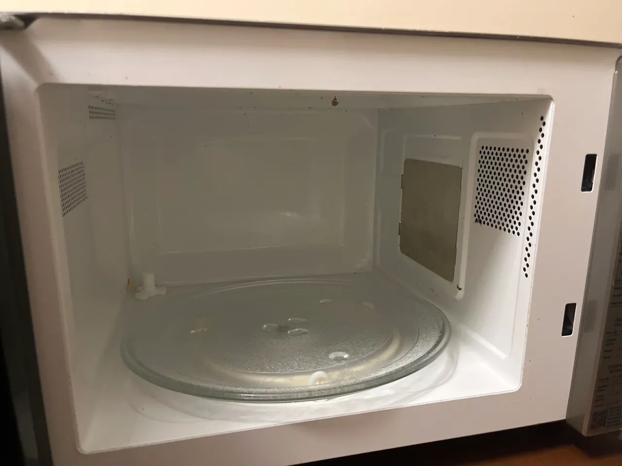 Micro-ondas Electrolux ME23S 23L 220V - Foto 3