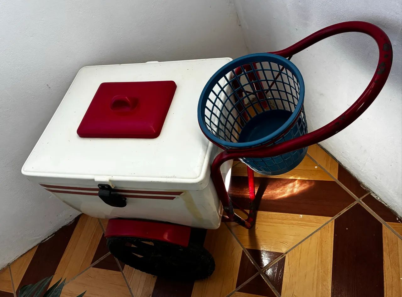 Carrinho de Sorvete (picolé)