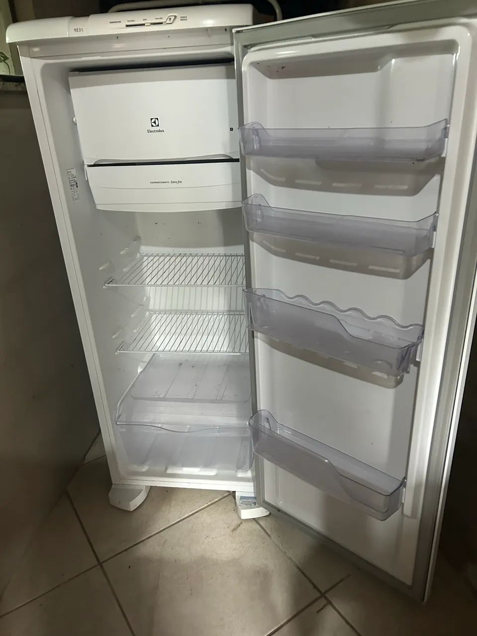 Geladeira venda imperdível  - Foto 5