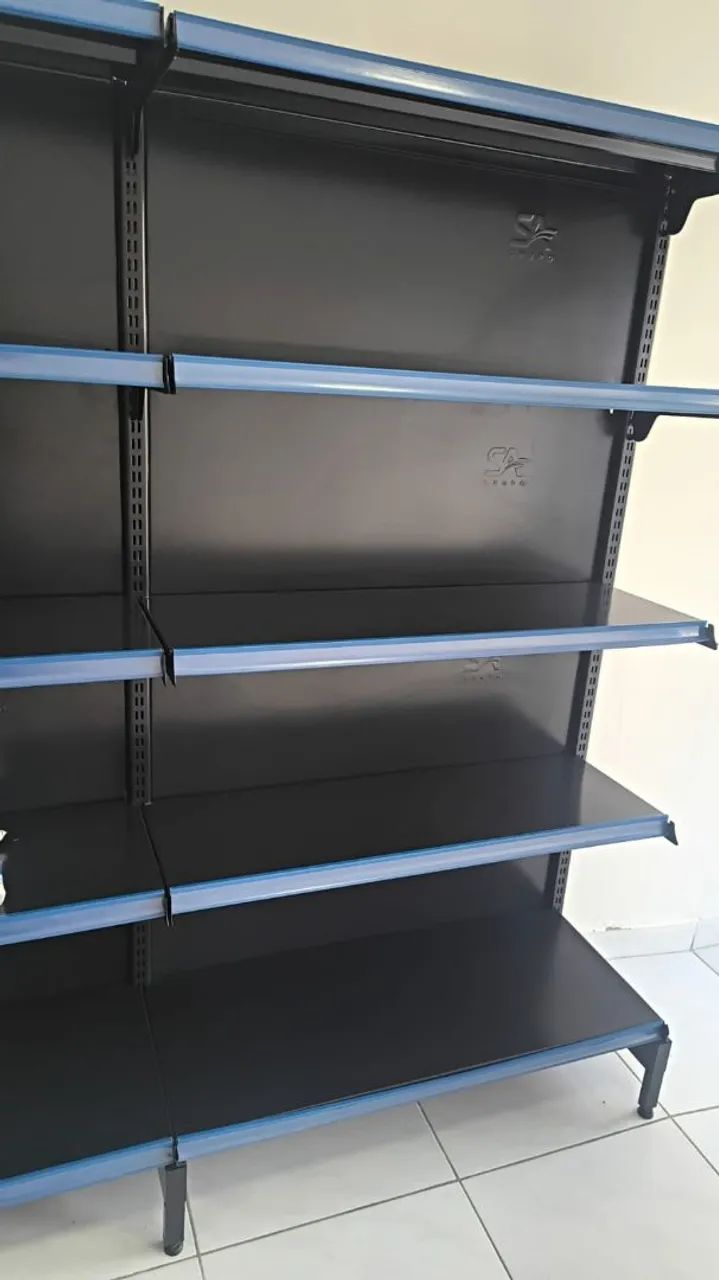 Conjunto com 3 Gôndolas de Parede para Supermercado - Estado de Nova - Foto 2