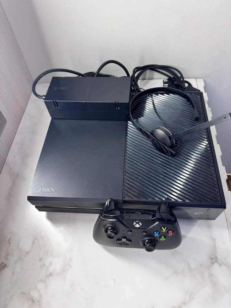 Xbox One X 1TB - Foto 5