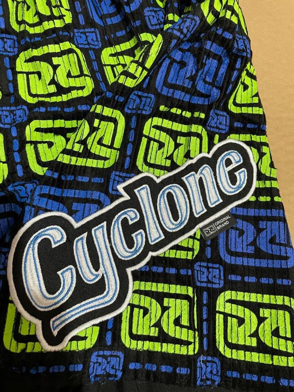 Bermuda Veludo Cyclone Logos Original  - Foto 4