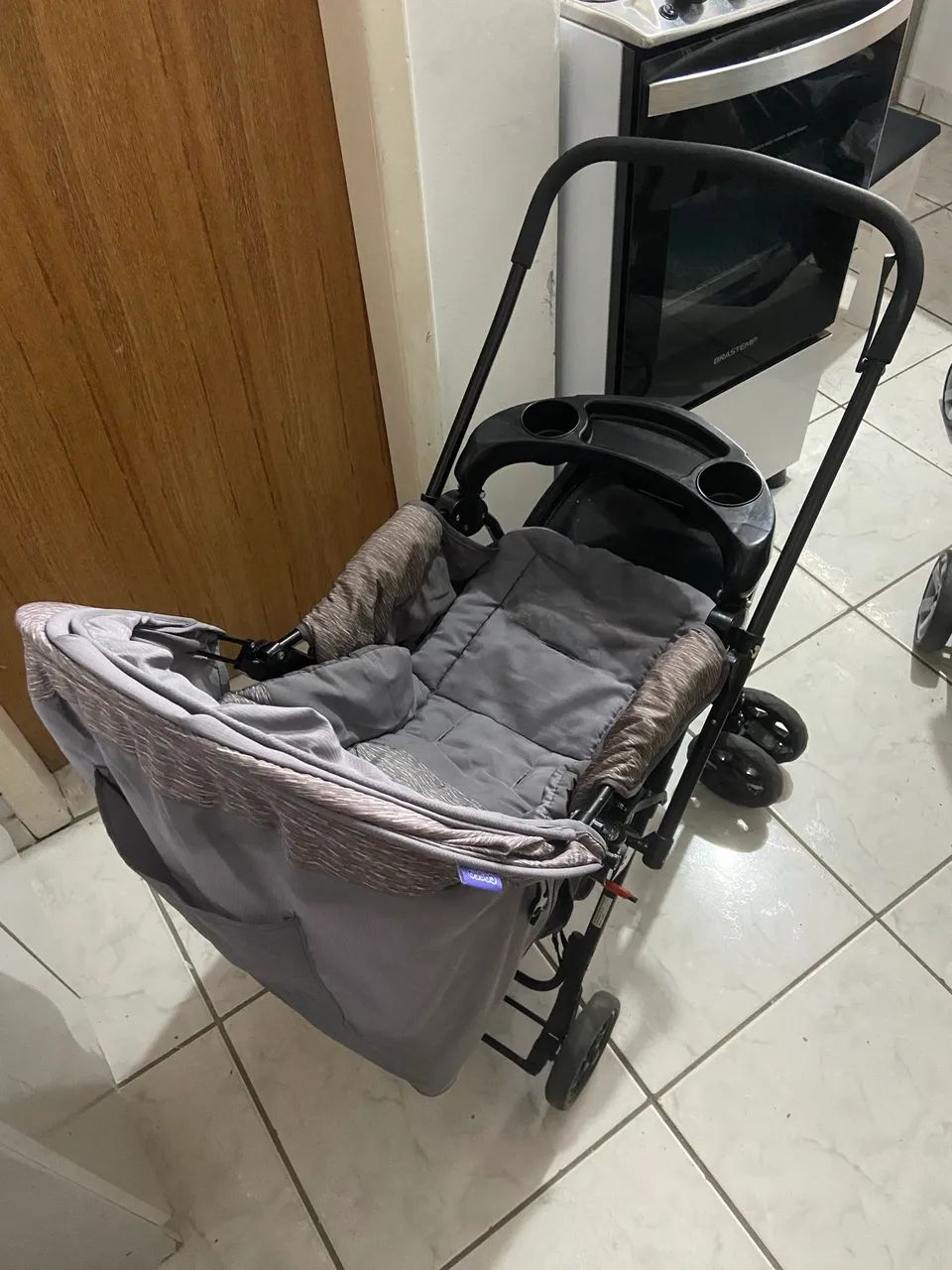 Vendo carrinho e bebê conforto  - Foto 3