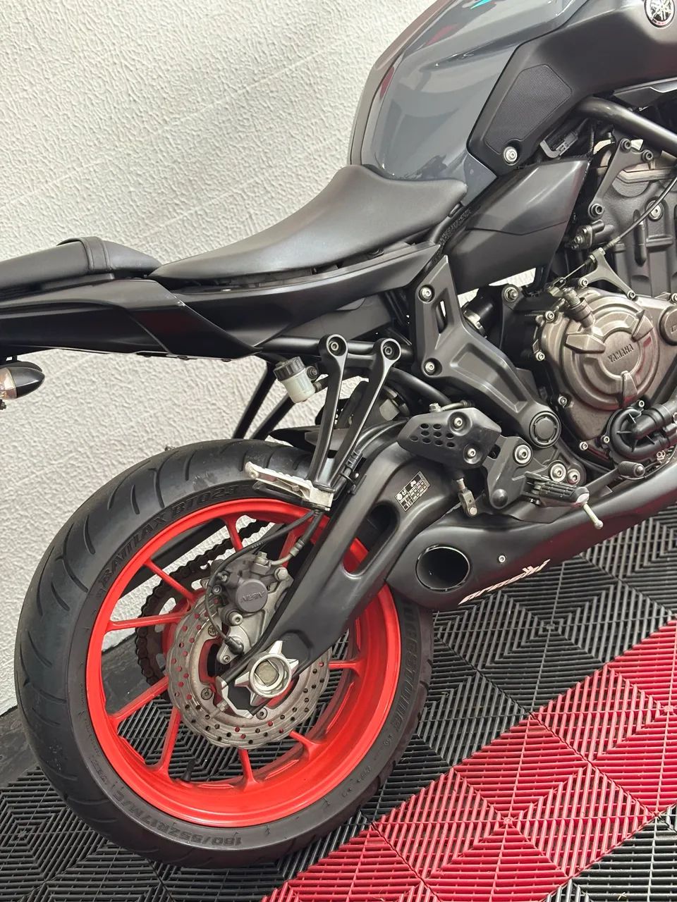 YAMAHA MT 07 ABS  - Foto 2