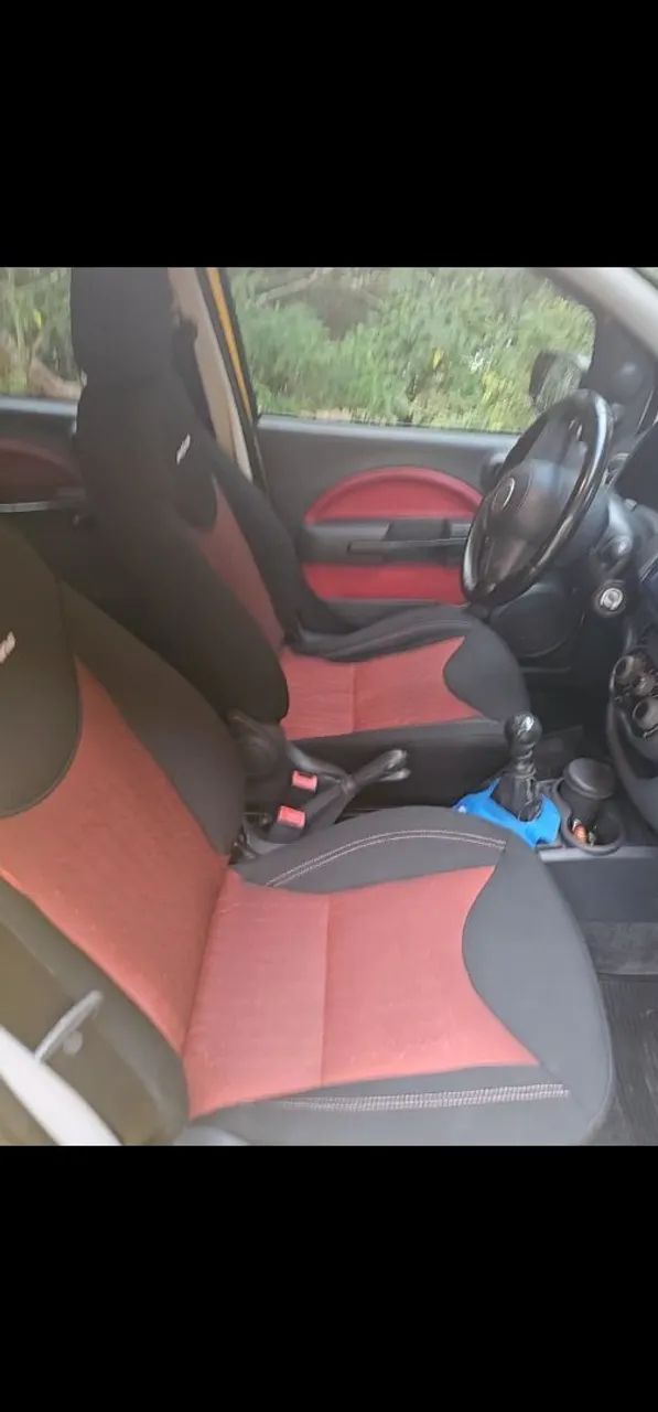 Fiat Uno Sporting 1.4 EVO Fire Flex 8V 4P 2012 - Foto 5