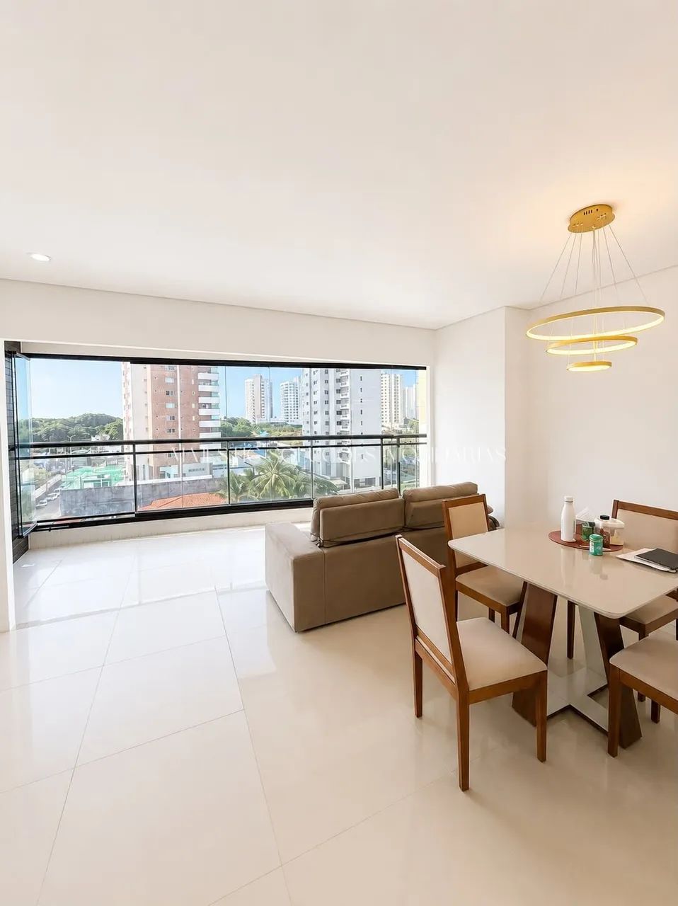 SOLARIUM | APARTAMENTO 3 SUÍTES COM VARANDA E 101 M²