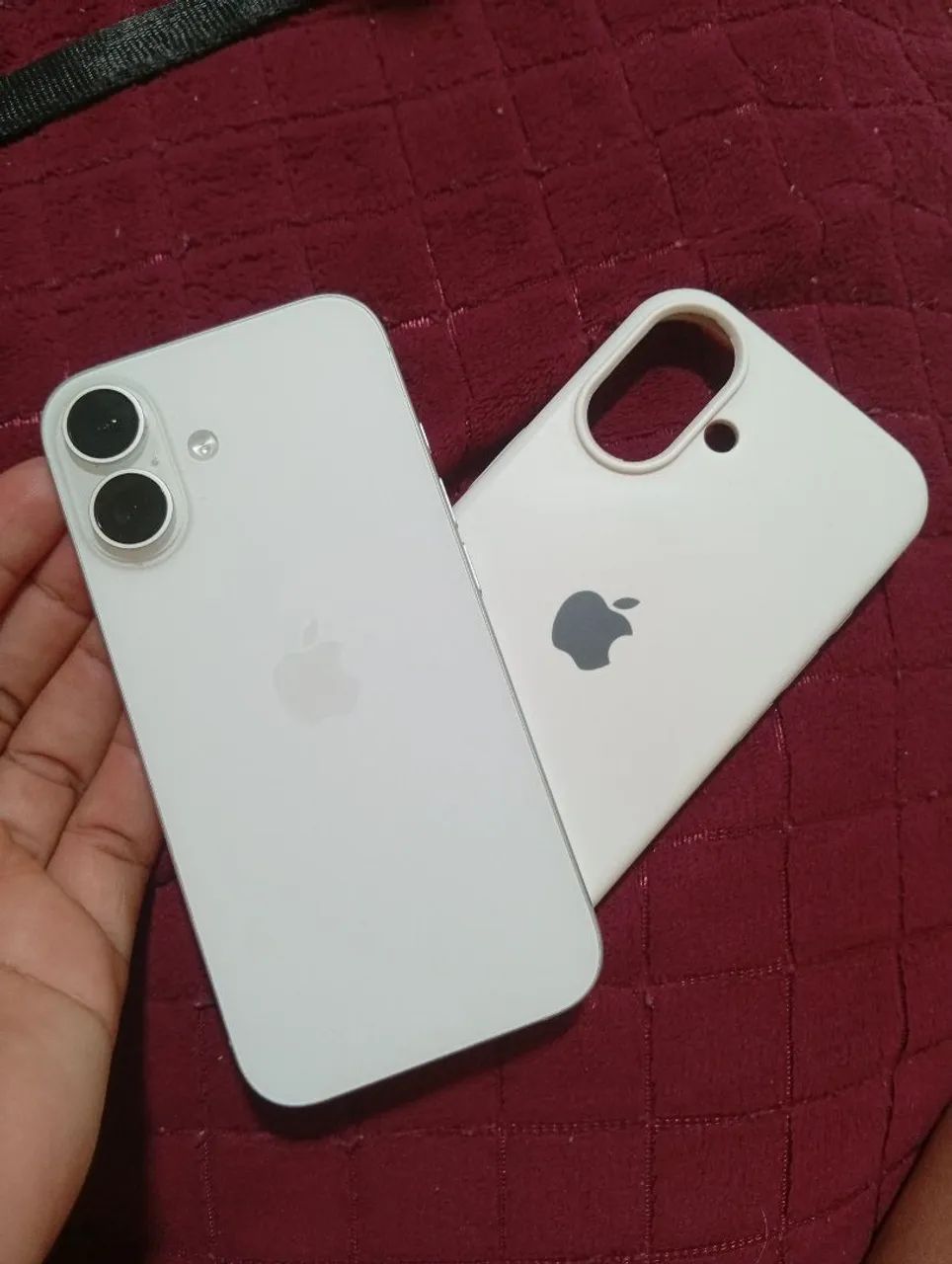 iPhone 16