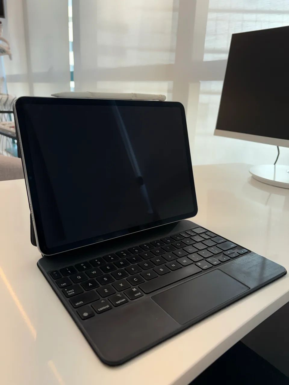 Ipad Pro M2 + teclado e caneta originais da Apple  - Foto 3