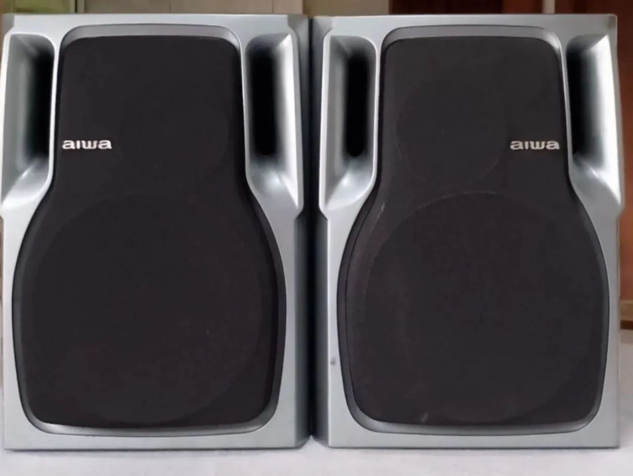 Caixa de Som Aiwa Antiga 