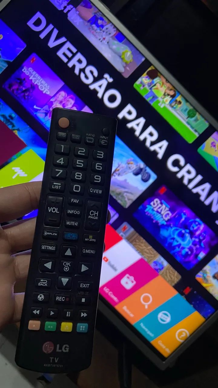 Tv Smart LG 32 Polegadas, Wi-Fi Youtube Netflix funcionando tudo - Foto 3