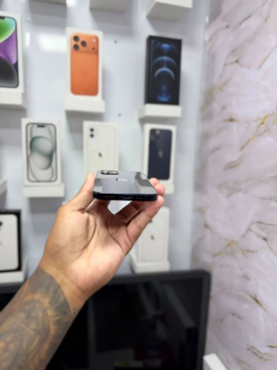 IPHONE 12 128GB<br>R$ 1.799,00 - Foto 5