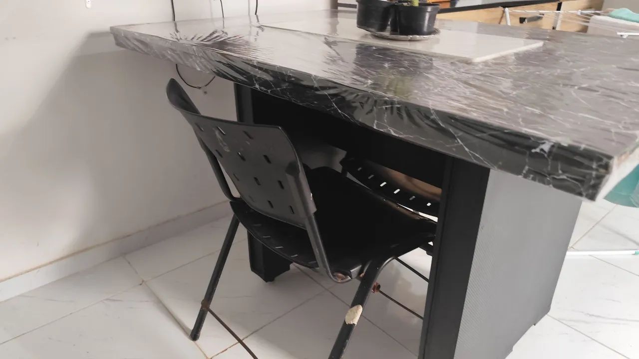 Mesa madeira plotada