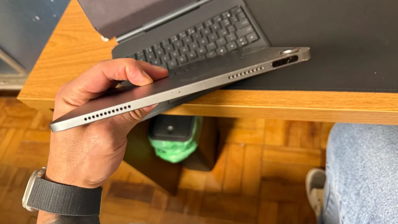 Ipad Air M1 64gb + Magic Keyboard - Foto 3