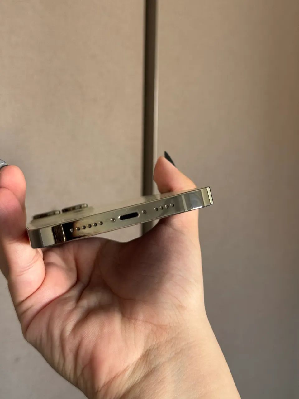 iPhone 14 Pro Max - Dourado - Foto 2