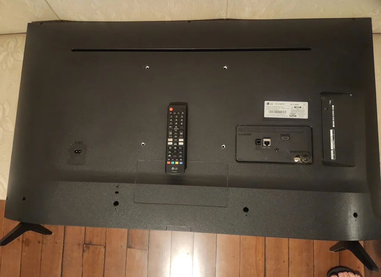 TV LG 4K LED UHD 43' com CAIXA e NF (modelo 43UQ7500PSF) - Foto 5