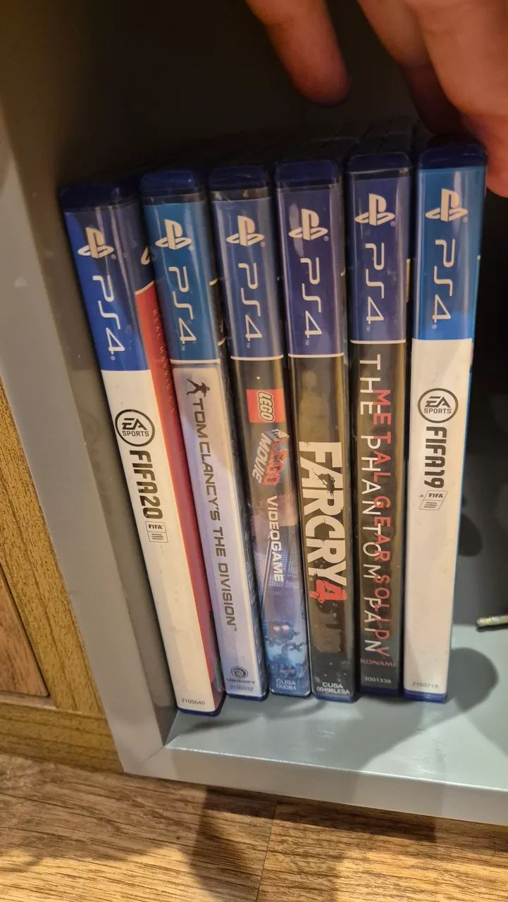 PS4+2 CONTROLES E JOGOS - Jogos de Vídeo Game - Auxiliadora, Porto