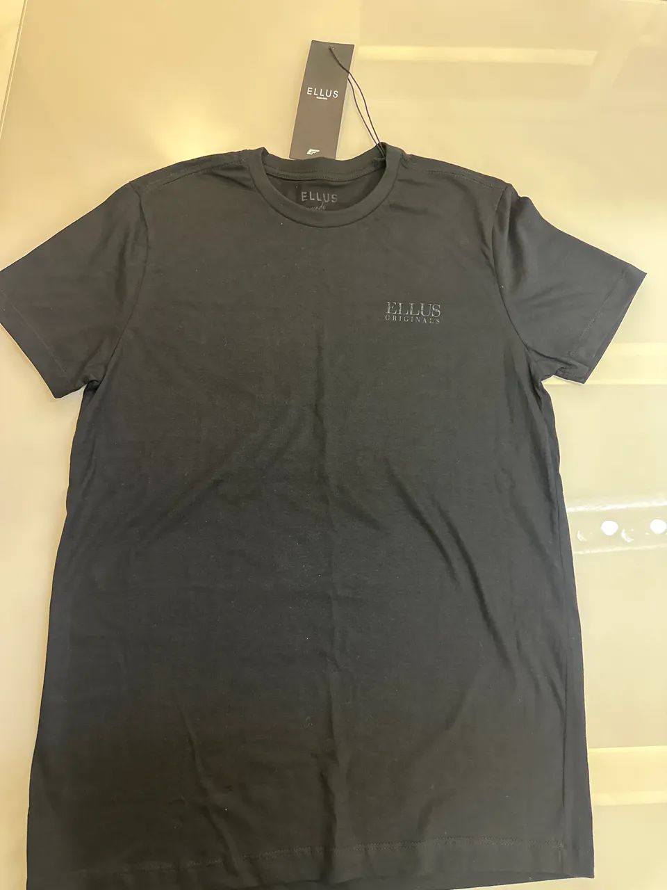 Camiseta Ellus nova 