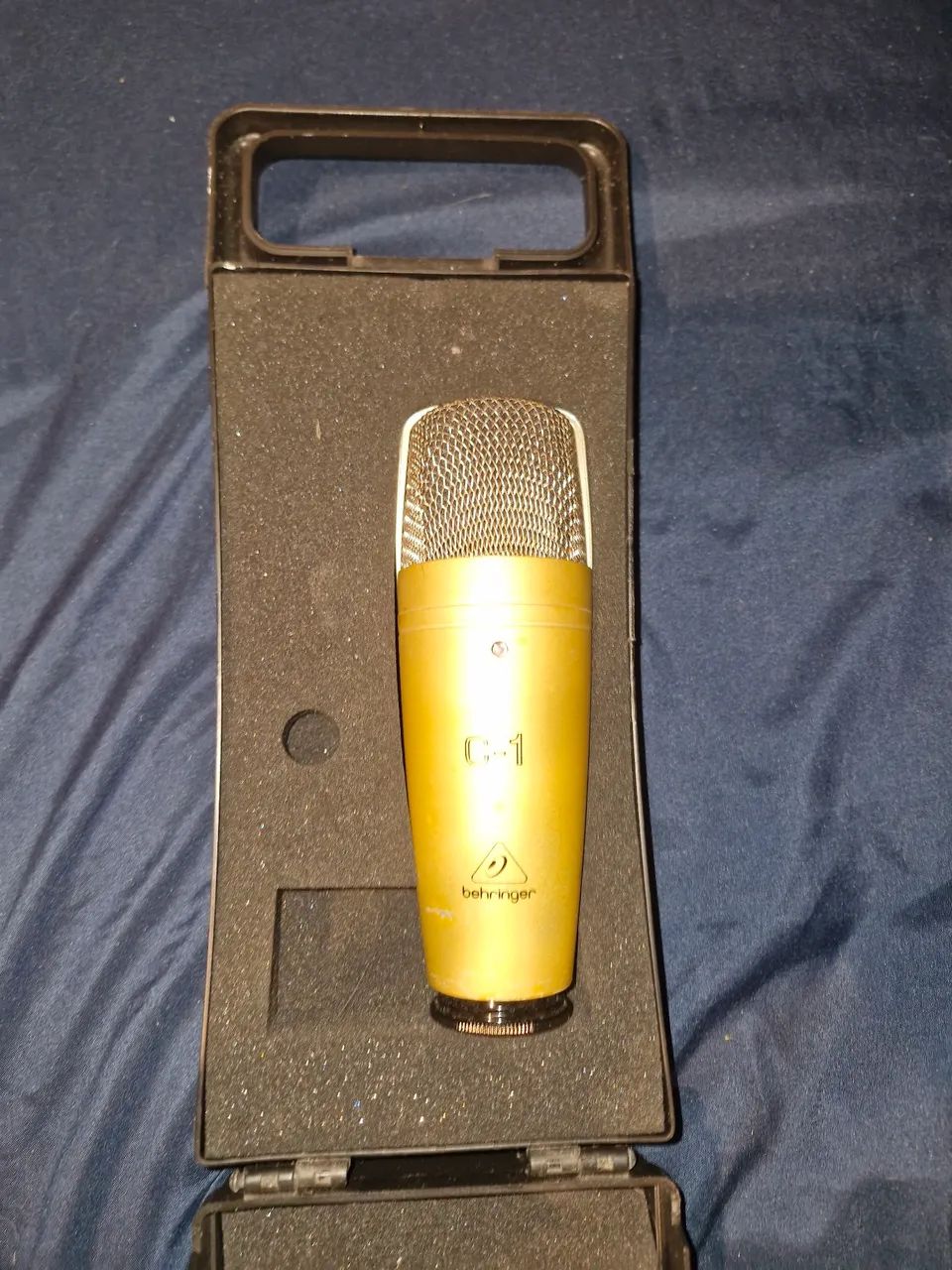 Microfone Behringer C-1 com Caixa442876693075742720