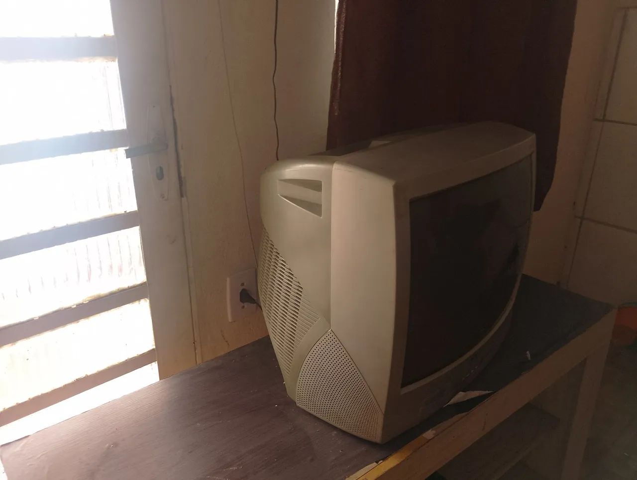 Televisão de tubo 20" SEMP - Foto 2