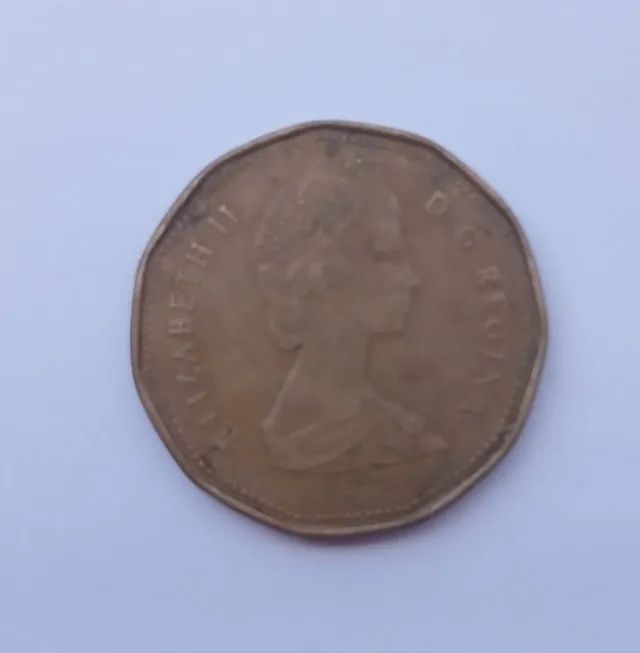 Moeda antiga  1 dólar canadense de 1988  - Foto 2